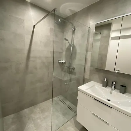 Divine Moments Apartment Pisak